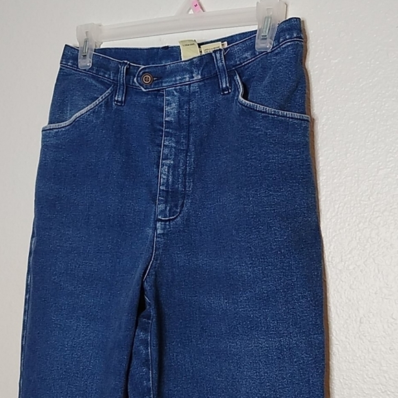 Eddie Bauer Vintage High Rise Relaxed Mom Jeans 8 - Picture 2 of 4